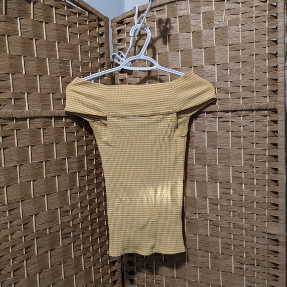 🌺Moving Sale!🪴 Reformation Sunrise top - Picture 7 of 10